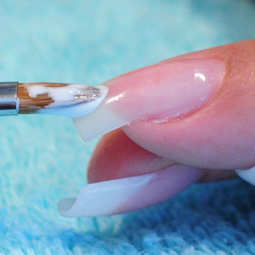 #5 Touch Tip Oval Brush by NSI - thePINKchair.ca