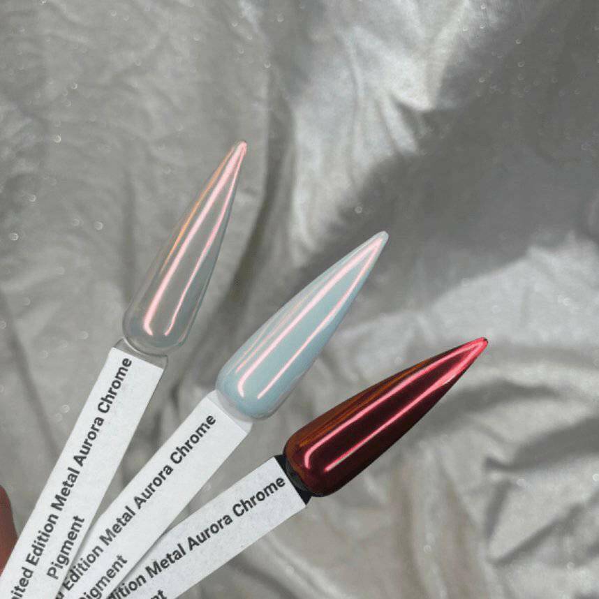 Do You Boo, Metal Aurora Chrome Pigment by thePINKchair - thePINKchair.ca - Nail Art - thePINKchair nail studio