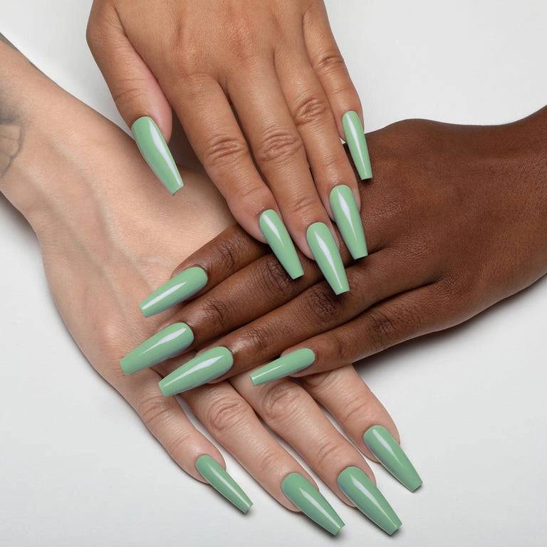 Glassea Eyed - 233 - thePINKchair.ca - gel polish - Apres