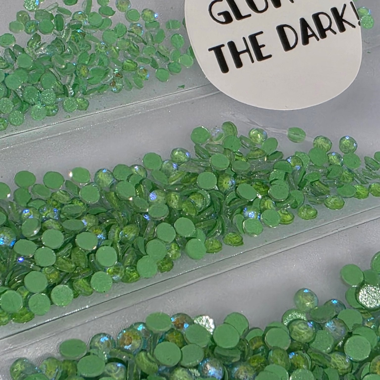 GLOW IN THE DARK Crystals - thePINKchair.ca - thePINKchair.ca