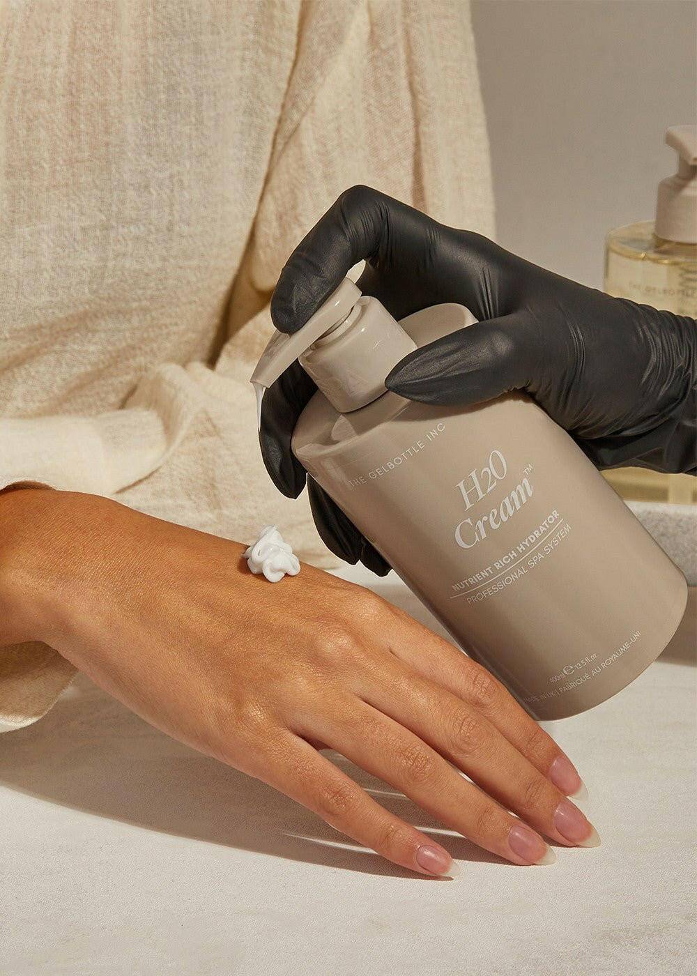 H2O Cream - thePINKchair.ca - Lotion - the GEL bottle