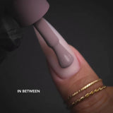 LG5068 In Between - thePINKchair.ca - gel polish - Chaun Legend