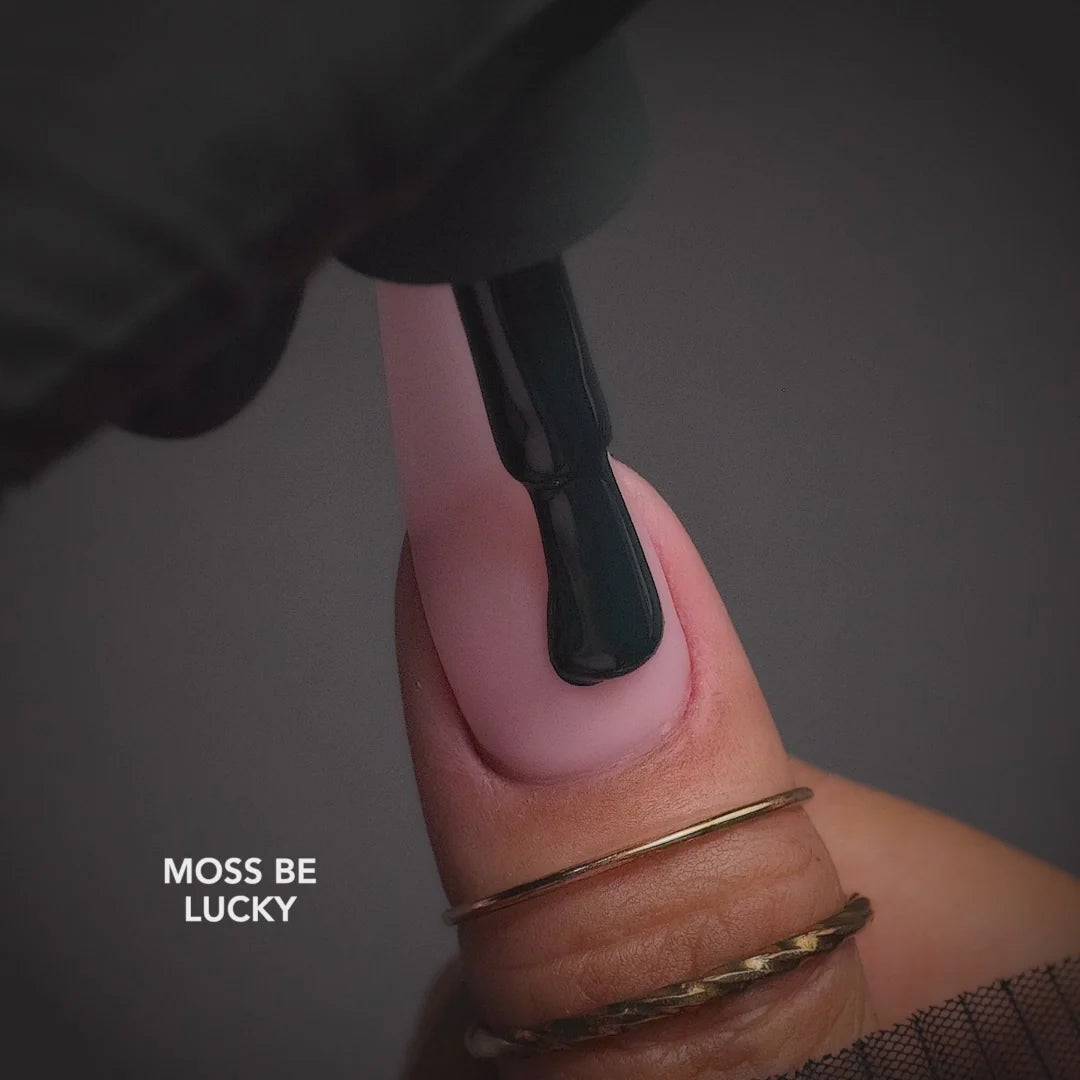 LG5071 Moss be Lucky - thePINKchair.ca - gel polish - Chaun Legend