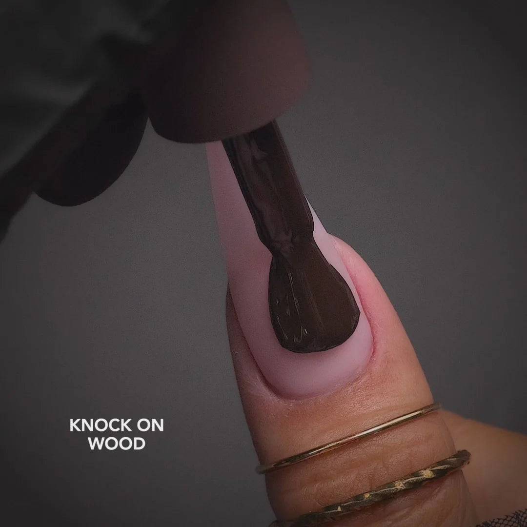 LG5077 Knock on Wood - thePINKchair.ca - gel polish - Chaun Legend