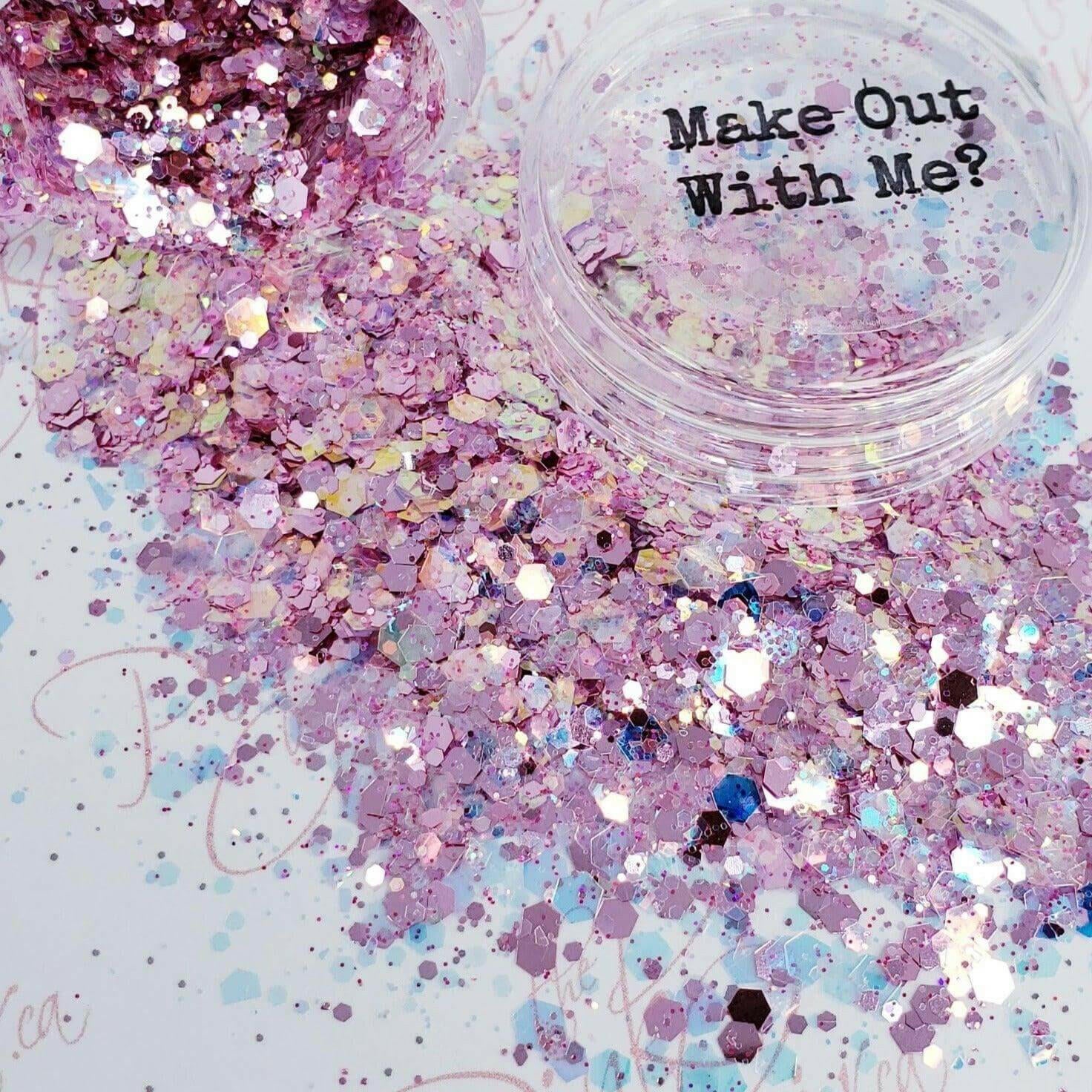 Make out with Me, Glitter (203) - thePINKchair.ca - Glitter - thePINKchair nail studio