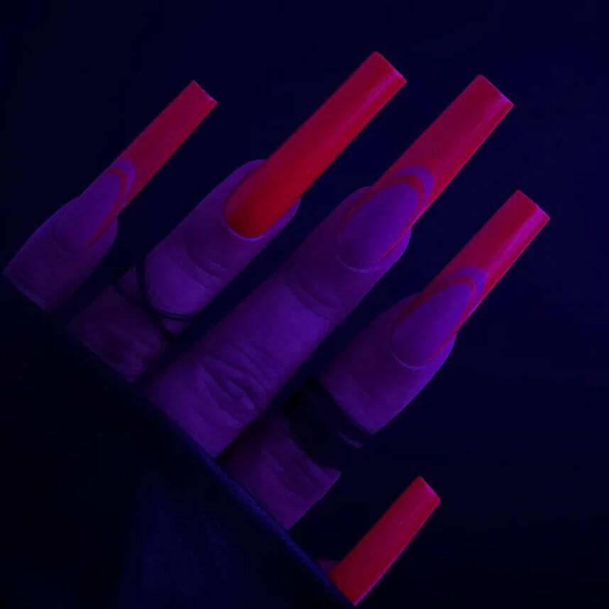 Molten My Heart Gel Art Glow by Kiara Sky - thePINKchair.ca - Nail Art - Kiara Sky