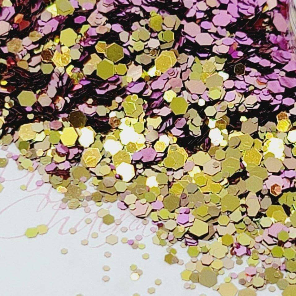 Naomi Smalls, Glitter (81) - thePINKchair.ca - Glitter - thePINKchair nail studio