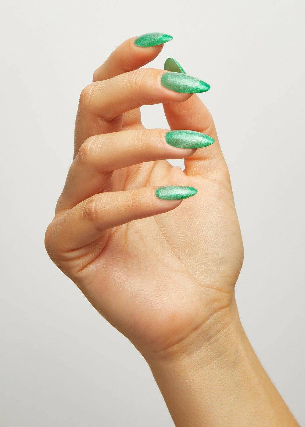 Northern Lights Cat Eye Gel Polish - thePINKchair.ca - Gel Polish - the GEL bottle