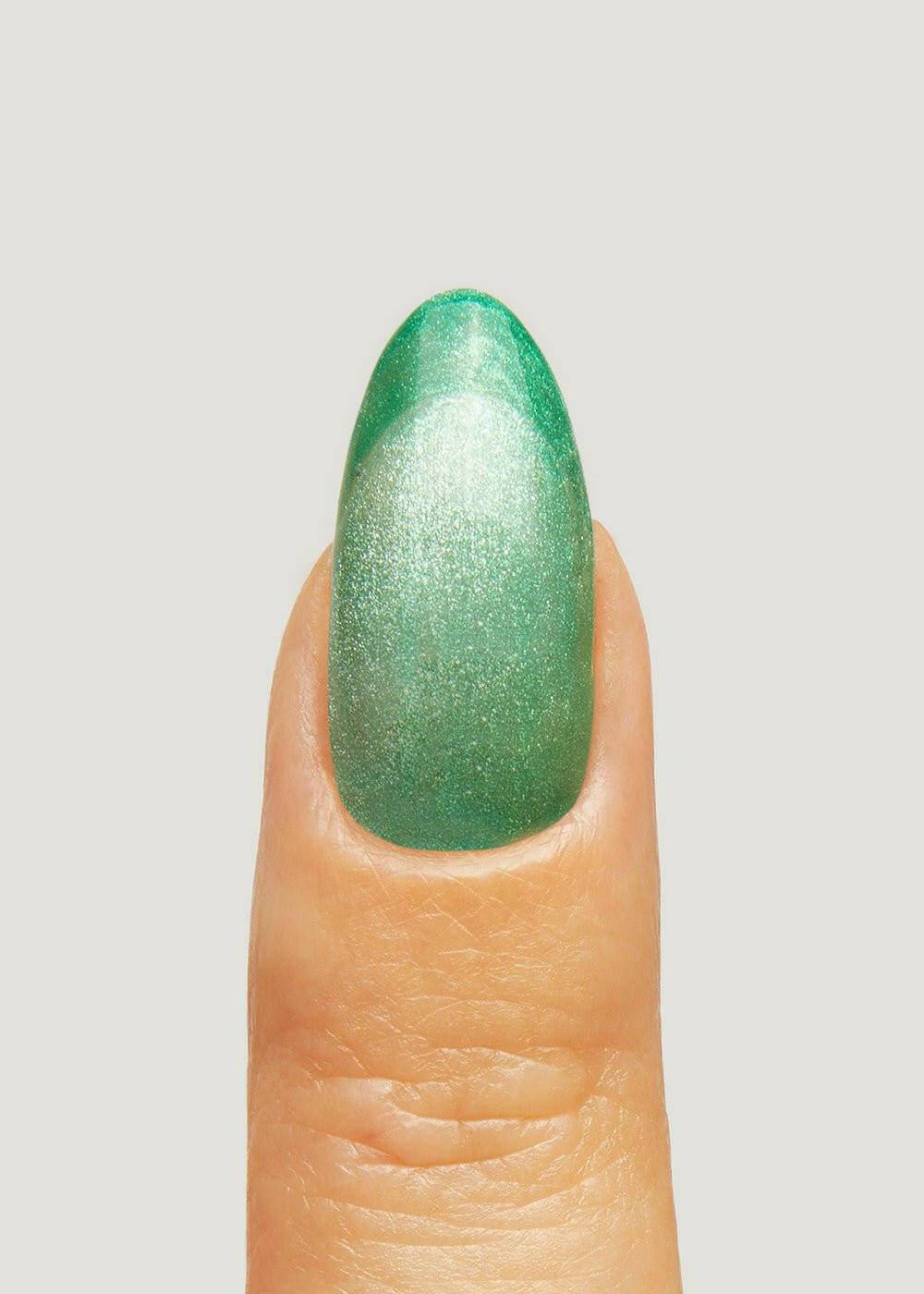 Northern Lights Cat Eye Gel Polish - thePINKchair.ca - Gel Polish - the GEL bottle