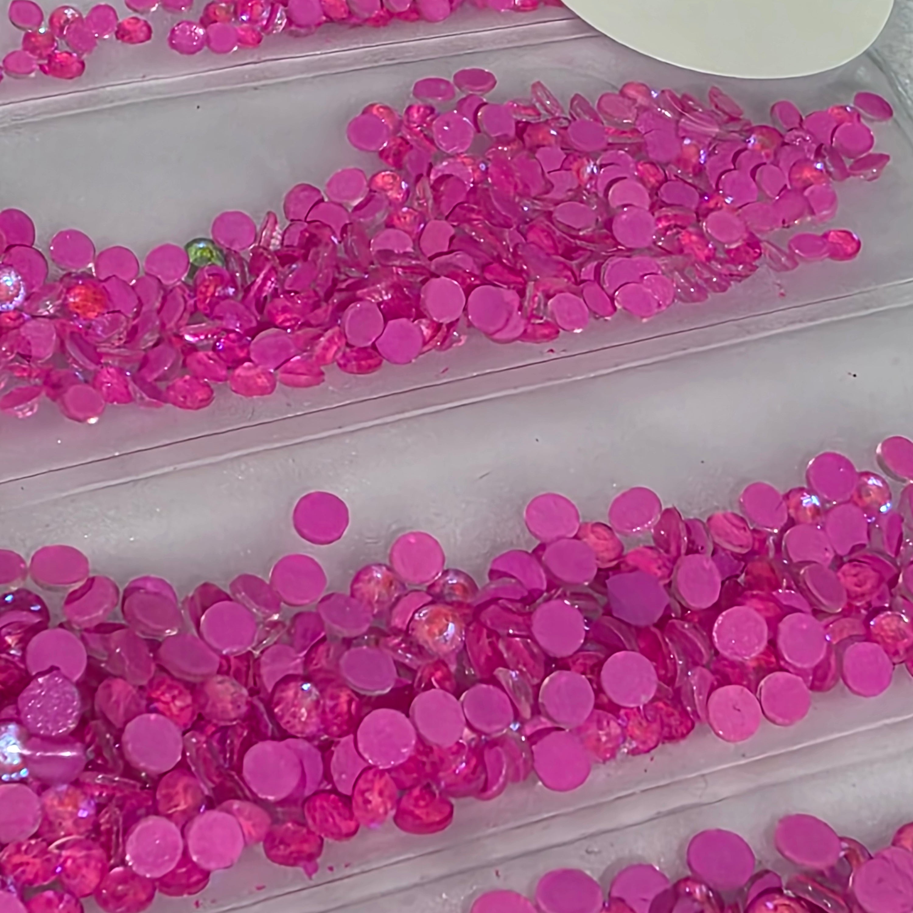 GLOW IN THE DARK Crystals - thePINKchair.ca