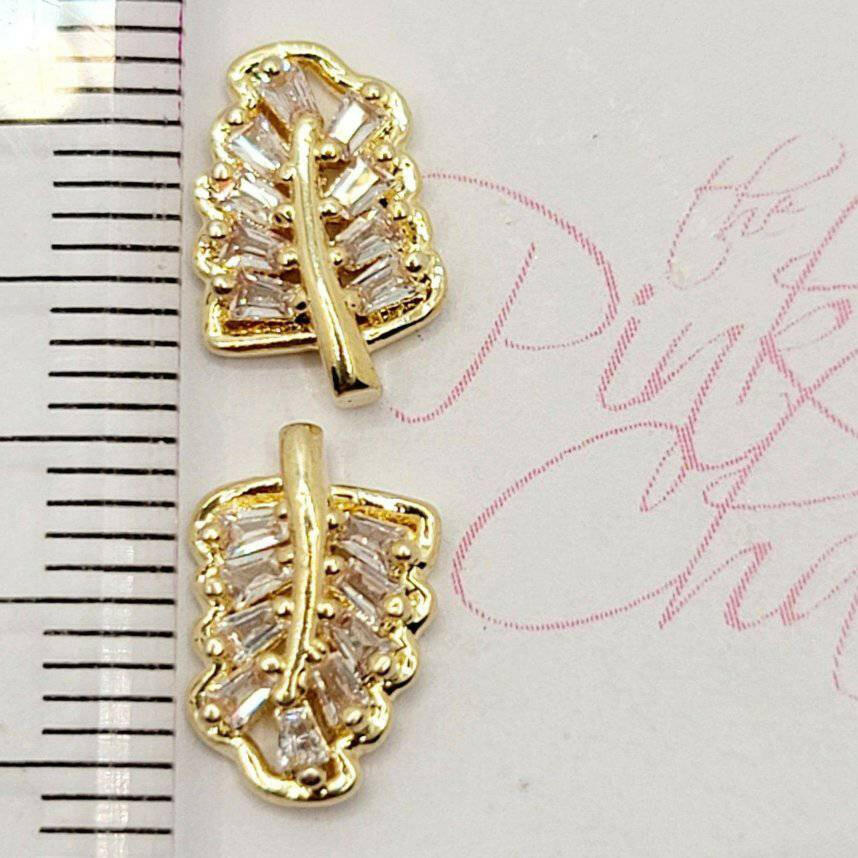 576, Luxury Nail Jewels (2pcs) by thePINKchair - thePINKchair.ca - Nail Art - thePINKchair nail studio