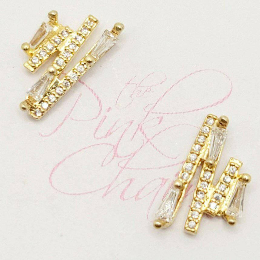 577, Luxury Nail Jewels (2pcs) by thePINKchair - thePINKchair.ca - Nail Art - thePINKchair nail studio