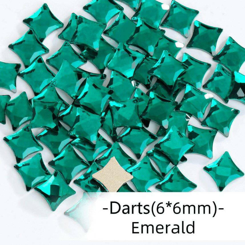 Emerald, Dart (6x6mm/12pcs) by thePINKchair - thePINKchair.ca - Rhinestone - thePINKchair nail studio